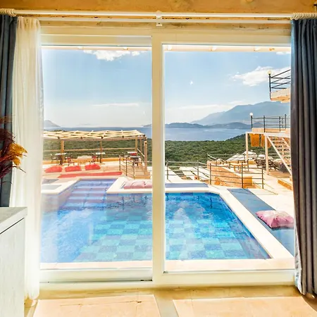 Lisia Luvora Kaş