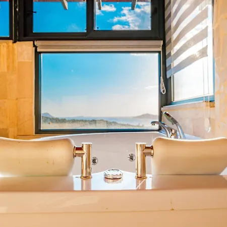 Hotel Lisia Luvora
